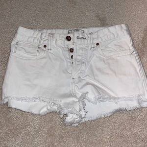 white denim free people shorts, size 26